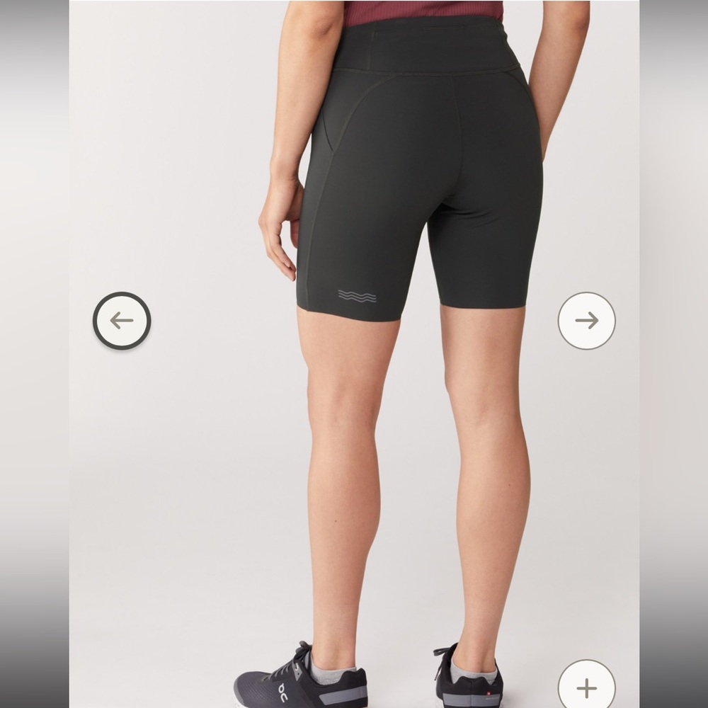 Janji Pace 7" Shorts - Women's